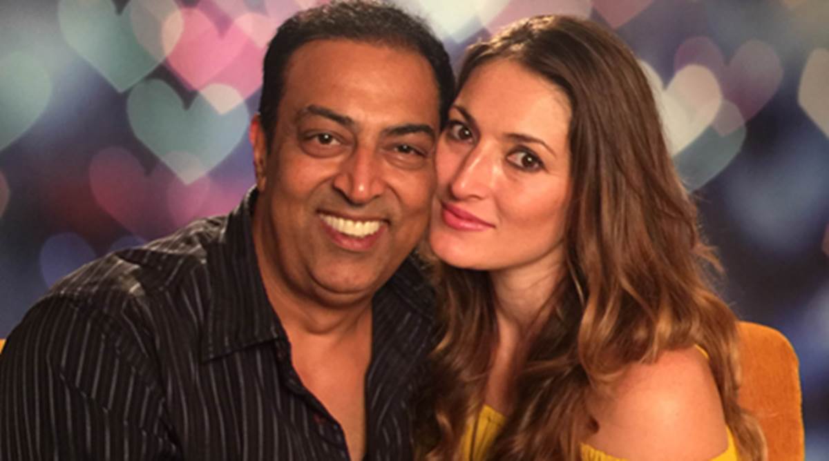 vindu-dara-singh-and-wife-dina-1200